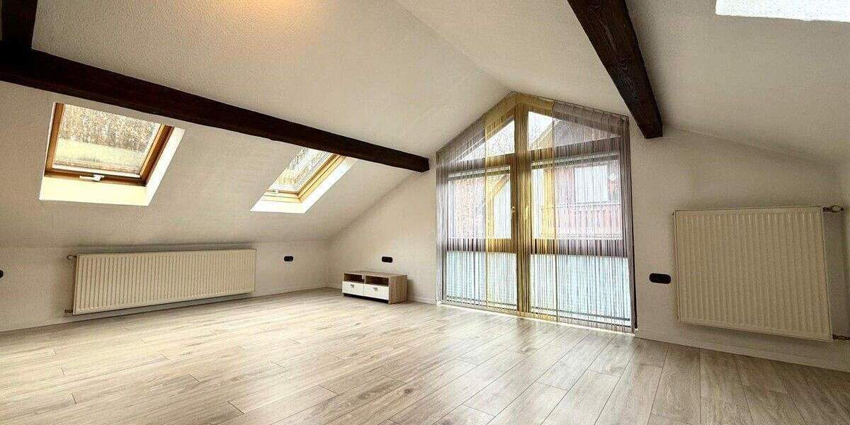 Einfamilienhaus Teublitz - 7 Zimmer, 163 m&sup2;, 1.250&euro; | Angebot:25051698