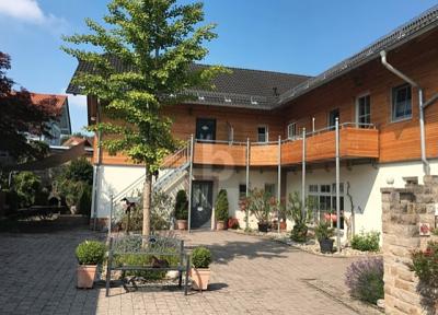 WUNDERSCHÖN SANIERTER DREISEITEN-BAUERNHOF 14 zimmer