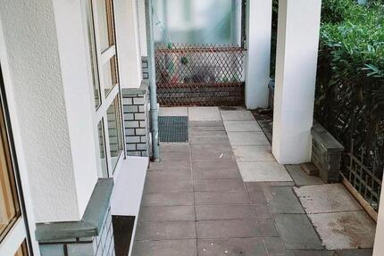 3-Zimmer-Wohnung - Terrasse TG-Platz Aufzug Keller - Arsten 3 zimmer