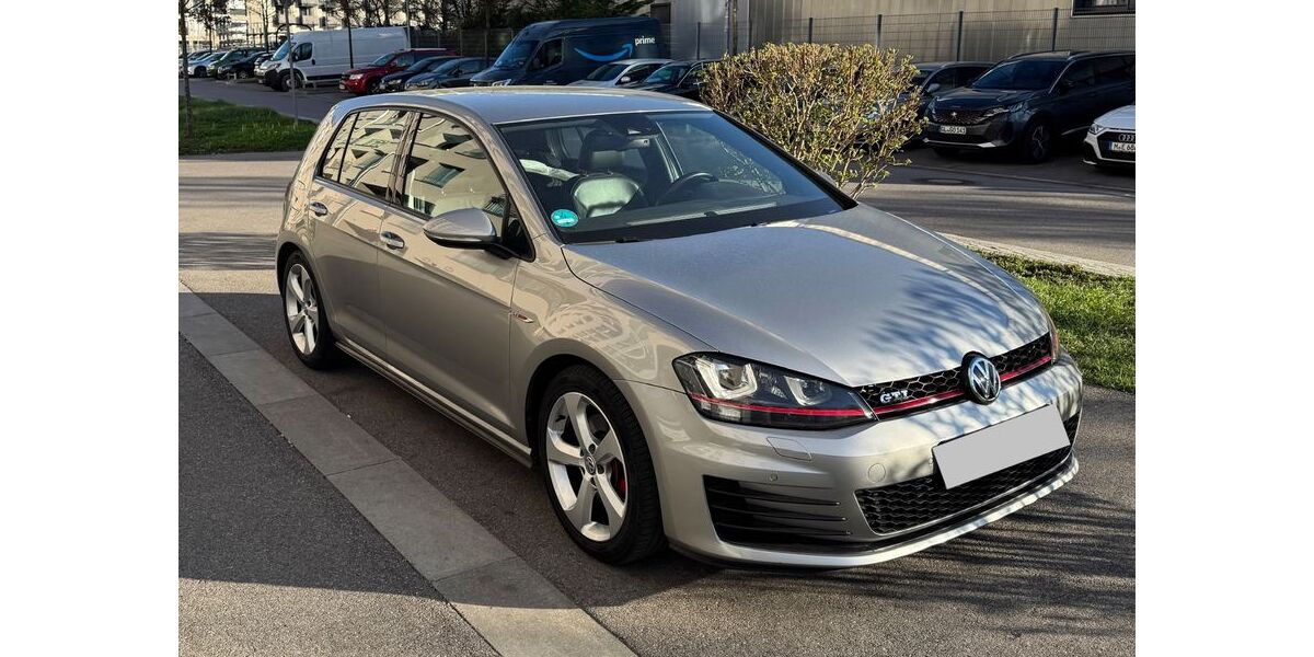 VW Golf 136.200 km 14.750 &euro; Höhenkirchen 85635