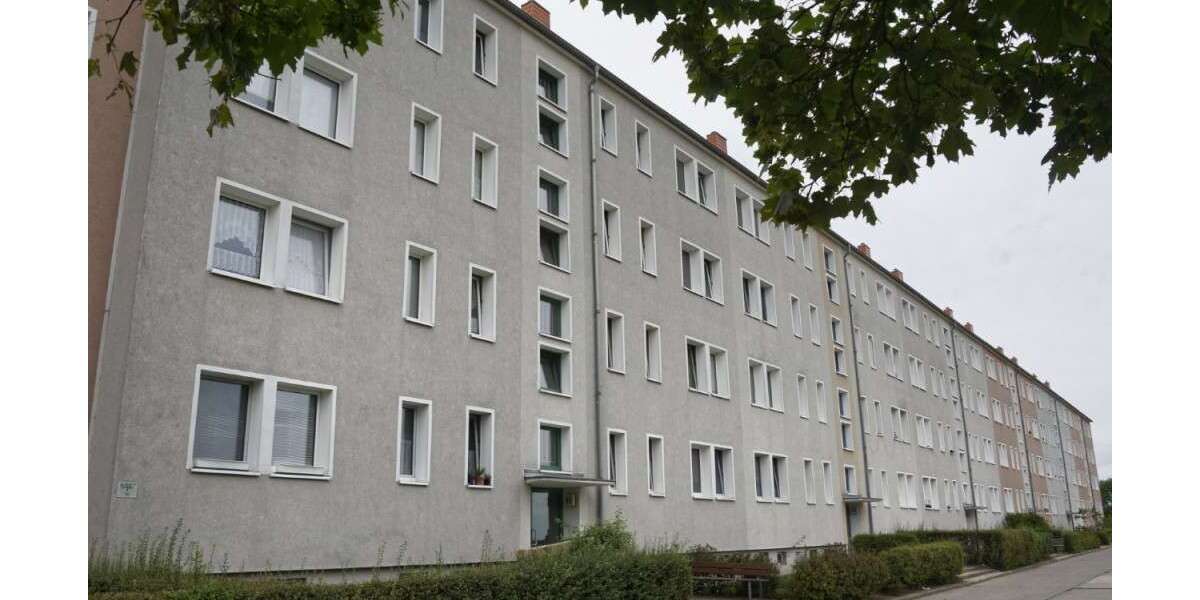 Etagenwohnung Frankfurt (Oder) - 2 Zimmer, 48 m&sup2;, 373&euro; | Angebot:27337232