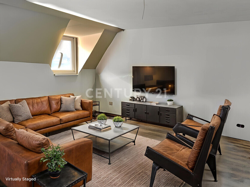 Besonderes Wohnflair im modernisierten Altbau