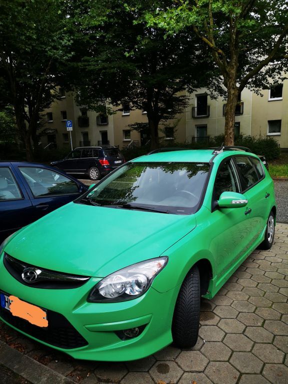 i30