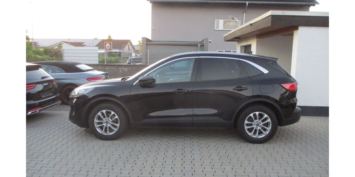 Ford Kuga 86.675 km 15.999 &euro; Babenhausen 64832