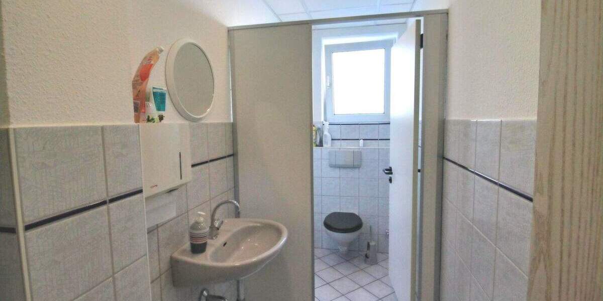 Gewerbeobjekt Kreuztal Eichen - 889.000&euro; | Angebot:25864358
