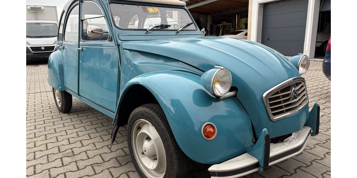 Citroen 2 CV 89.000 km 8.900 &euro; Metten 94526