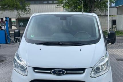 Ford Transit Custom 537.420 km 3.900 € München 80805