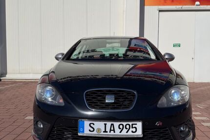 Seat Leon 140.832 km 6.800 &euro; Stuttgart 70327