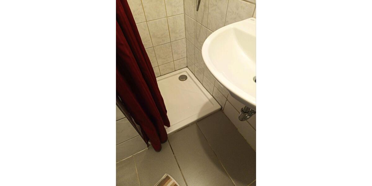 Einfamilienhaus Bullay - 7 Zimmer, 100 m&sup2;, 175.000&euro; | Angebot:24272390