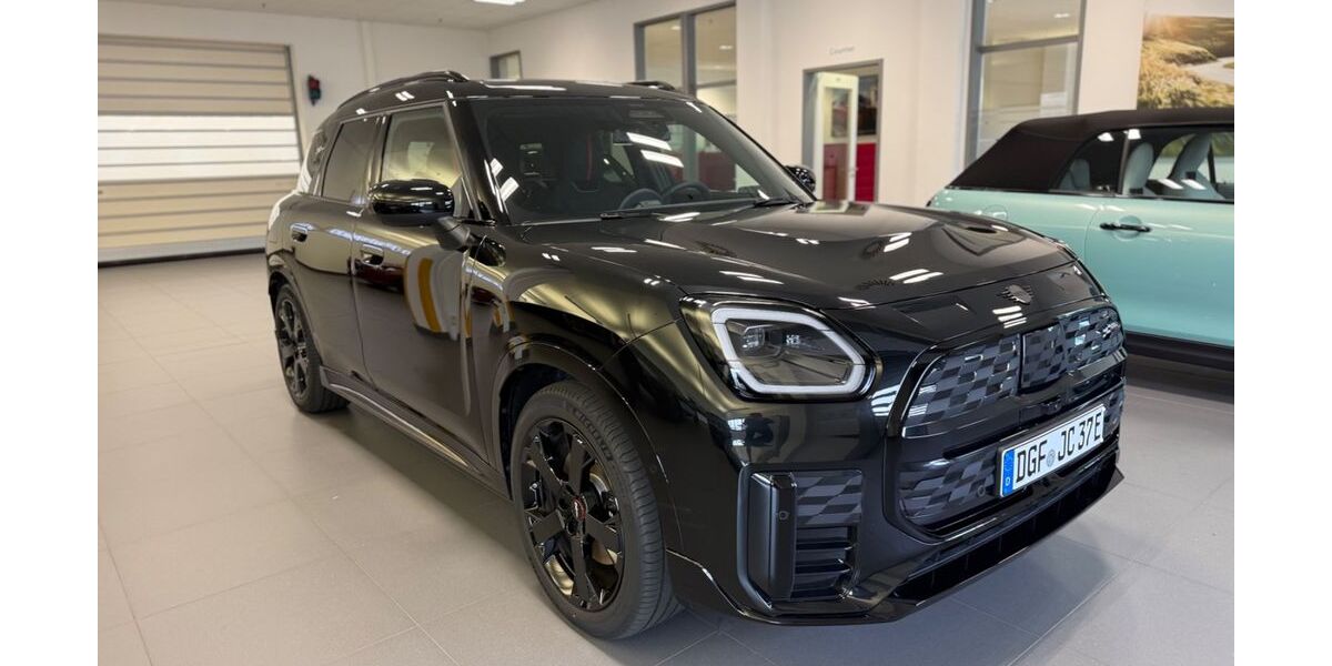 Mini Countryman SE (Cooper) 14.800 km 40.500 &euro; Loiching 84180