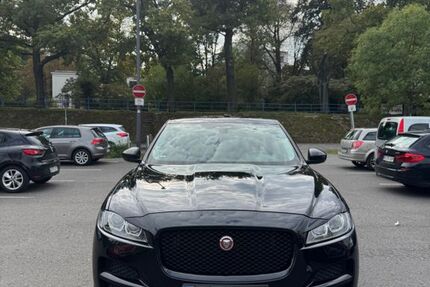 Jaguar F-Pace 164.000 km 16.000 € Hanau 63456