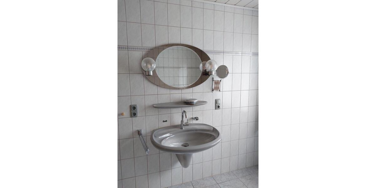 Doppelhaushälfte Schleiden - 3 Zimmer, 115 m&sup2;, 900&euro; | Angebot:26614749