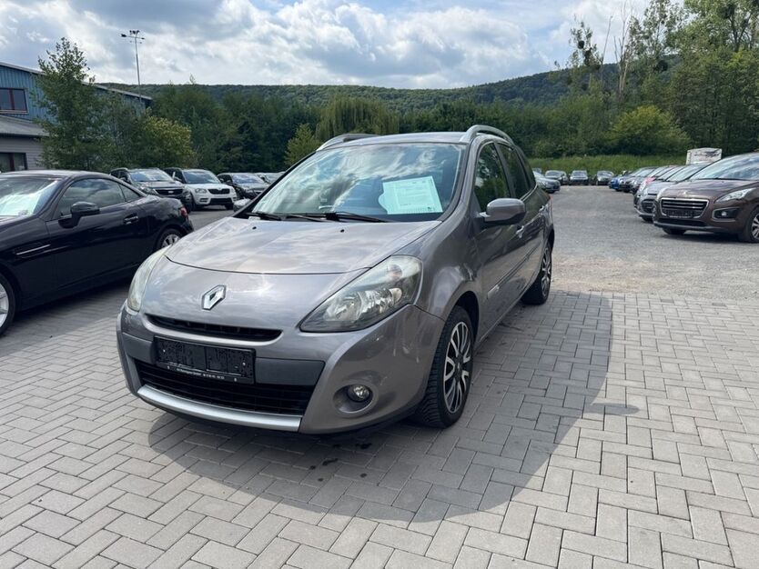 Renault Clio 111.290 km 4.990 € Coppenbrügge 31863