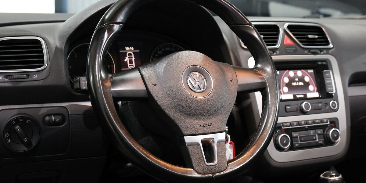 VW Eos 2.0 TDI EDITION 2010 / XENON / LEDER / NAVI+ 150.000 km 9.444 &euro; Hamm 59077
