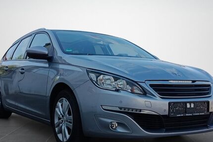 Peugeot 308 288.858 km 4.599 &euro; Wittenburg 19243