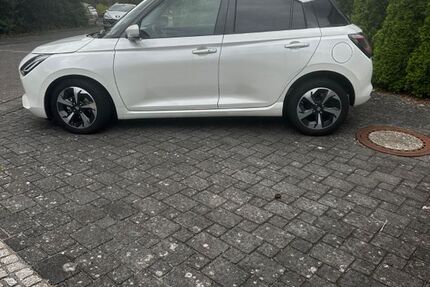 Suzuki Swift 6.000 km 16.500 &euro; Olpe 57462