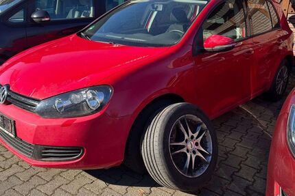 VW Golf 123.000 km 5.699 &euro; Eppstein 65817