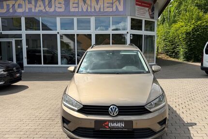 VW Golf Sportsvan 82.000 km 8.990 &euro; Bückeburg 31675