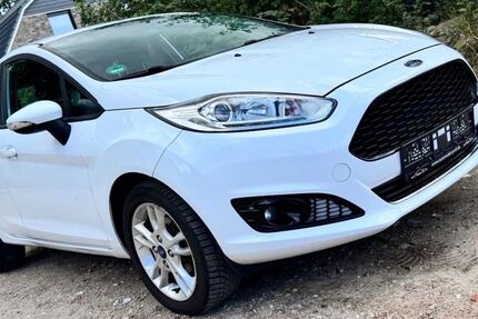 Ford Fiesta 210.141 km 6.400 &euro; Leezen 23816