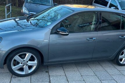 VW Golf 162.000 km 4.200 &euro; München 80937