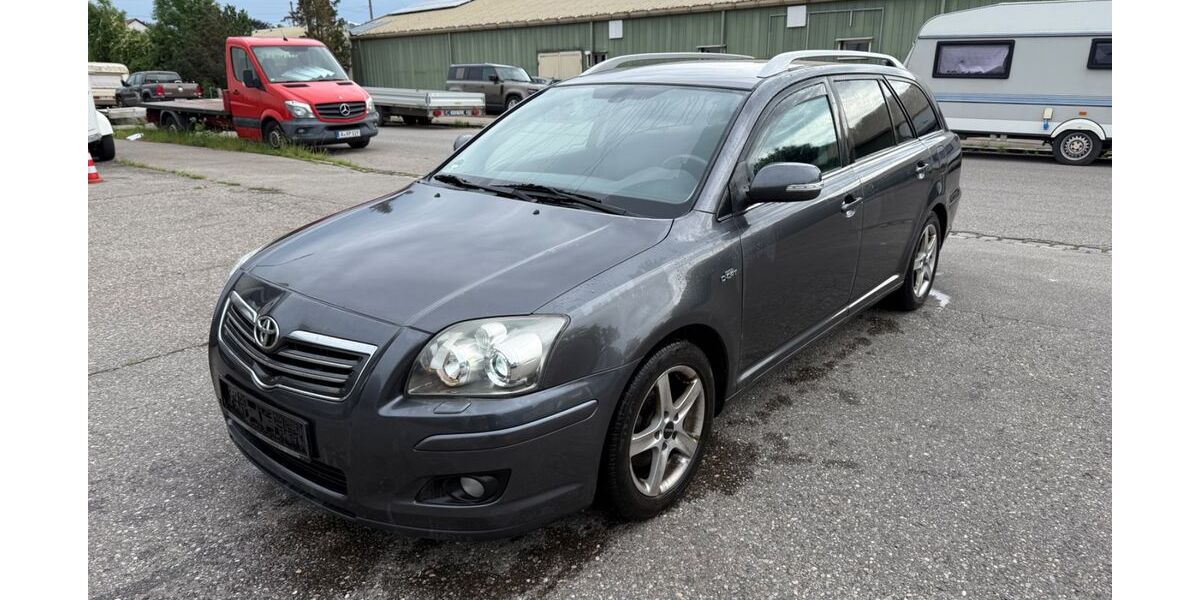 Toyota Avensis 229.490 km 1.900 &euro; Augsburg 86165
