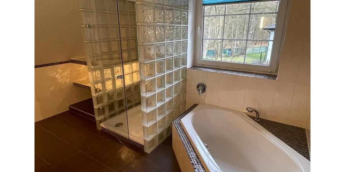 attraktive 3-Raum Wohnung ab sofort, 95m² zimmer