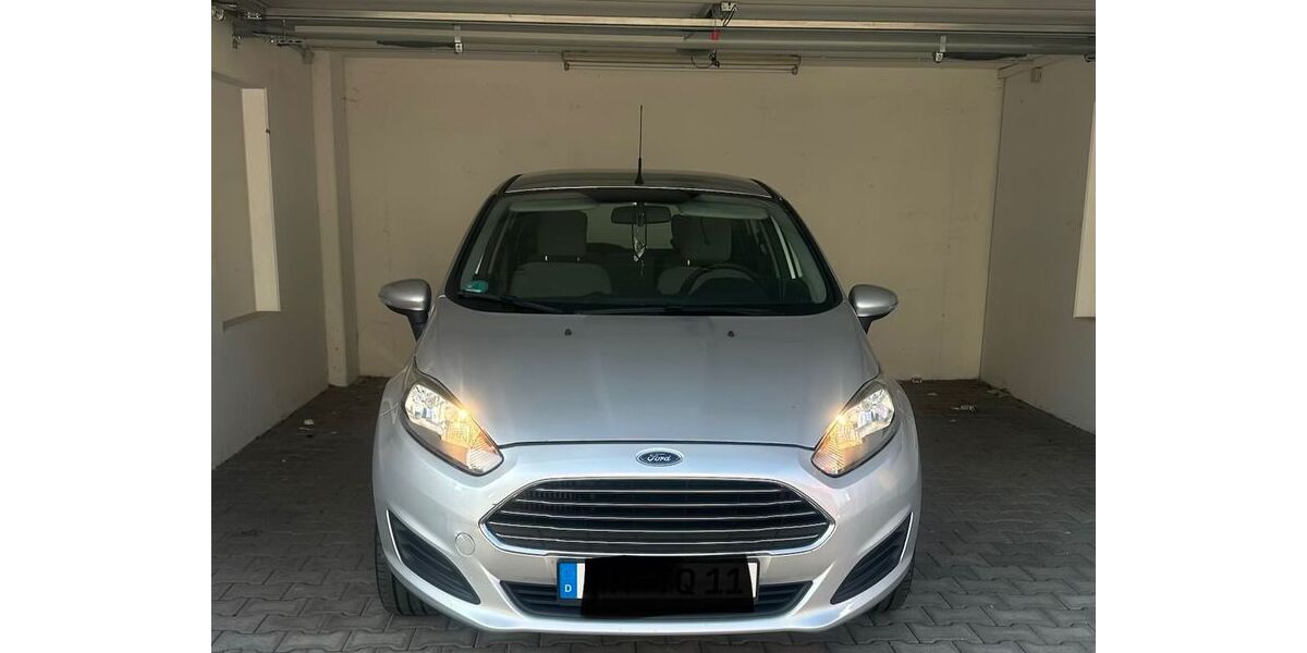 Ford Fiesta 166.450 km 2.790 &euro; fellbach 70734