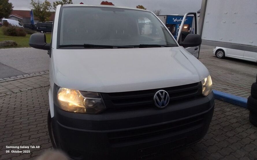 VW T5 Transporter 232.000 km 8.568 € Hemau 93155