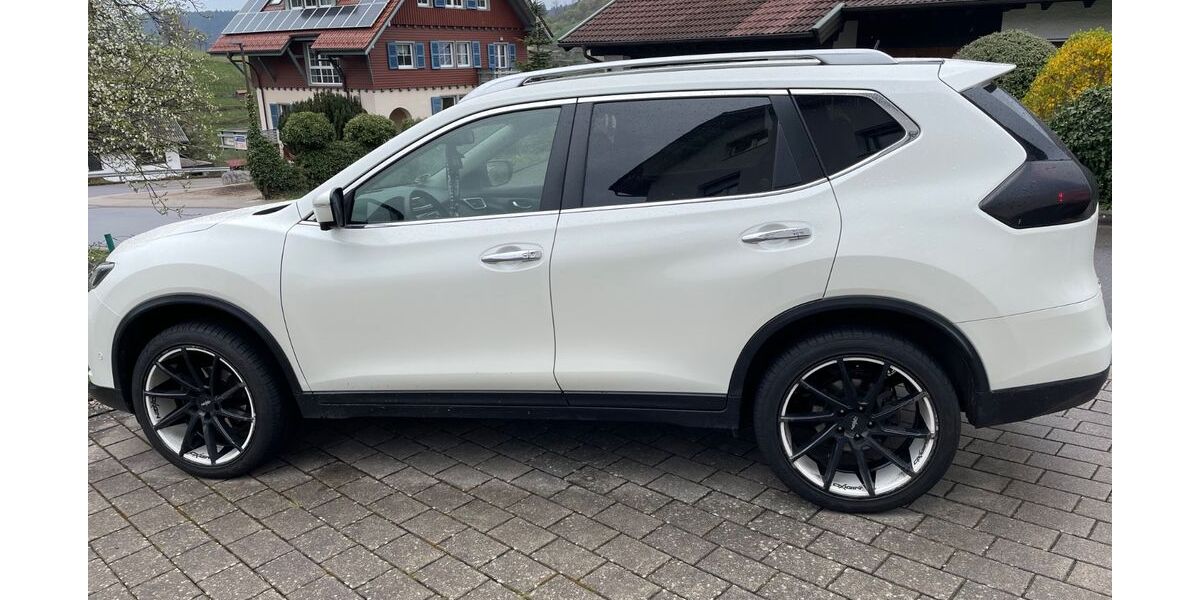 Nissan X-Trail 101.000 km 14.799 &euro; Bühlertal 77830