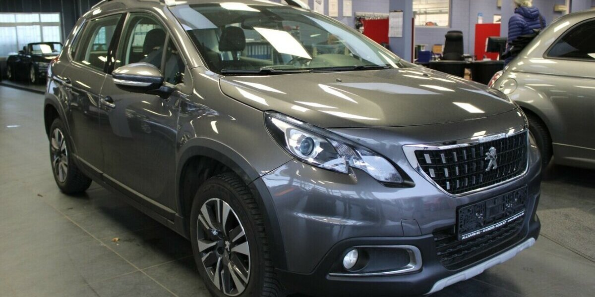 Peugeot 2008 PureTech 110 Allure 103.900 km 8.980 &euro; Euskirchen 53881