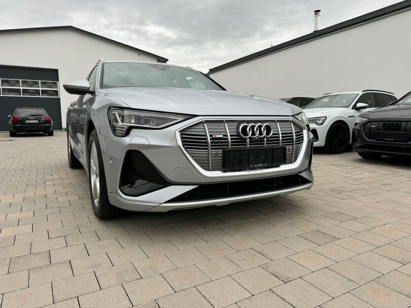 Audi e-tron 93.850 km 35.699 € Altheim 84051