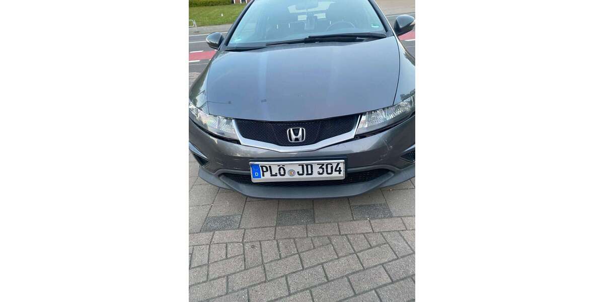 Honda Civic 170.300 km 2.500 &euro; Mönkeberg 24248