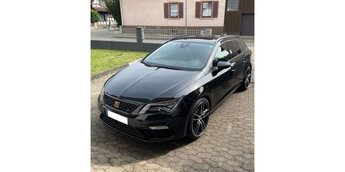 Seat Leon 69.500 km 22.950 &euro; Kehl 77694