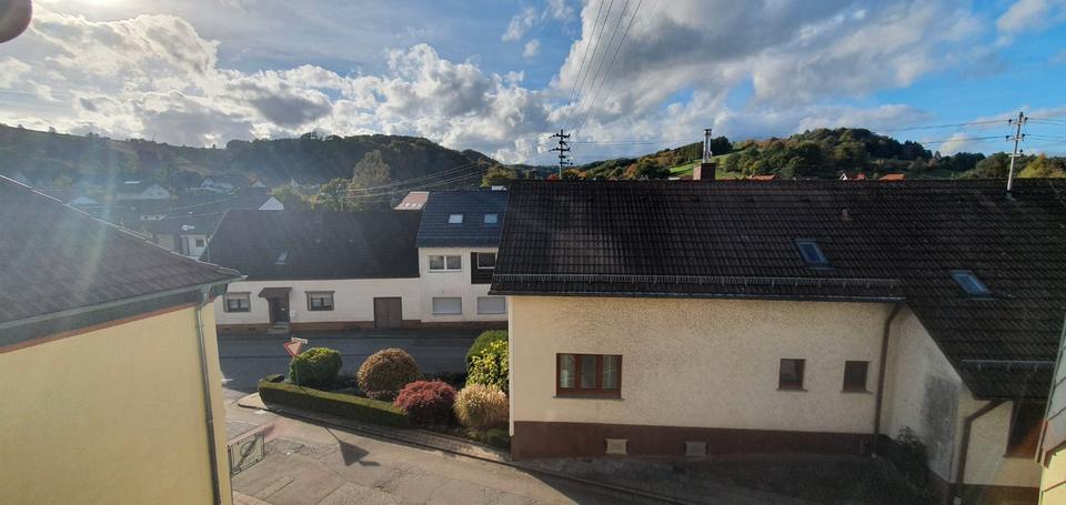 Reihenhaus Queidersbach - 7 Zimmer, 184 m&sup2;, 185.000&euro; | Angebot:26420671