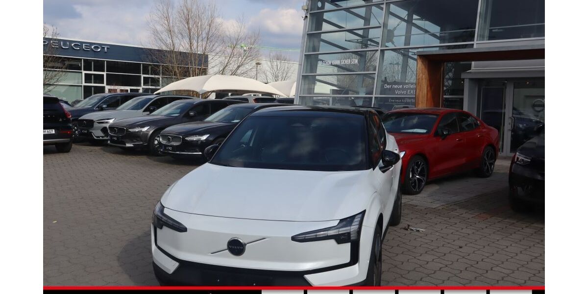 Volvo EX30 8.033 km 34.890 &euro; Potsdam 14482