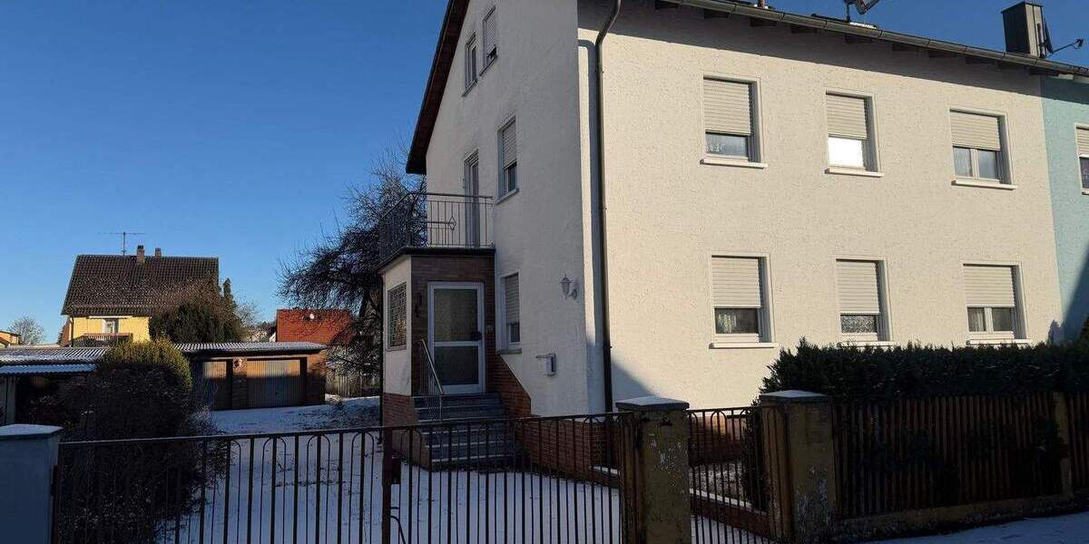 Doppelhaushälfte mit 2 Wohneinheiten in Schwandorf 8 zimmer