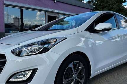 Hyundai i30 112.151 km 12.400 &euro; Kabelsketal OT Gröbers 06184