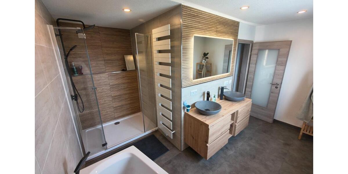 Doppelhaushälfte Zwickau Neuplanitz - 4 Zimmer, 100 m&sup2;, 330.000&euro; | Angebot:26954849