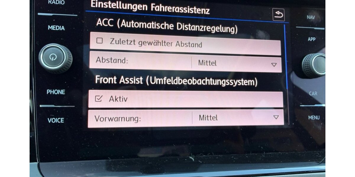 VW Polo 1.0 TSI Sportfahrwerk LED Panorama App Navi 85.014 km 12.499 &euro; Frankfurt 60386