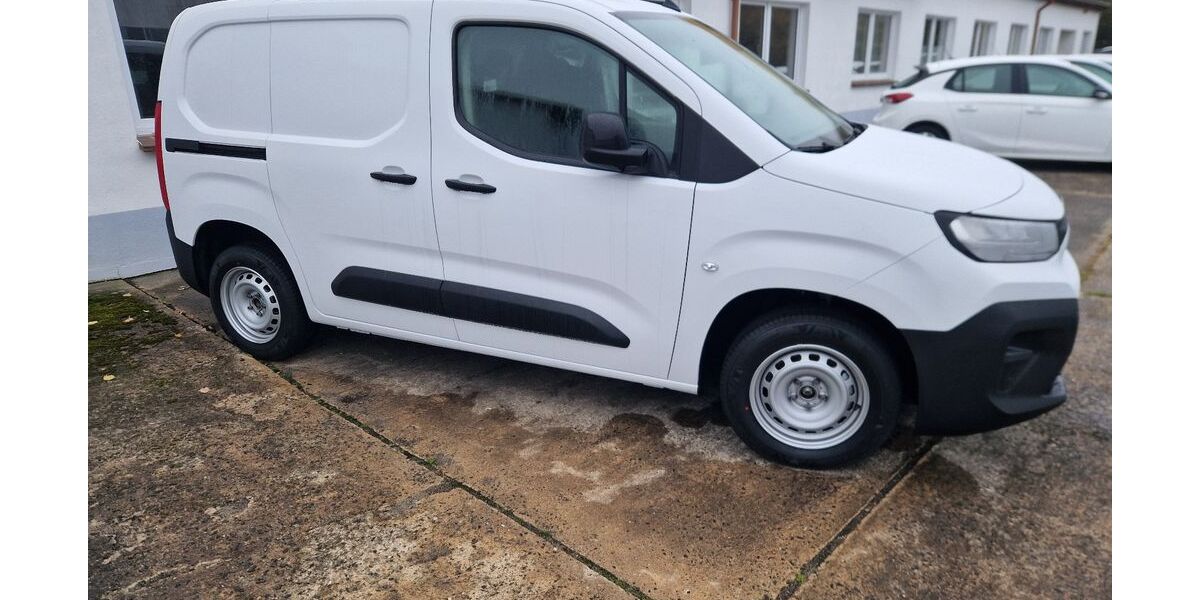 Citroen Berlingo 1.100 km 20.450 &euro; Schwerin 19055