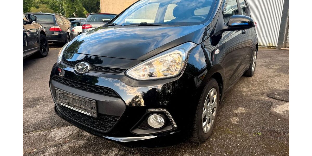 Hyundai i10 64.960 km 7.390 &euro; Remscheid 42859