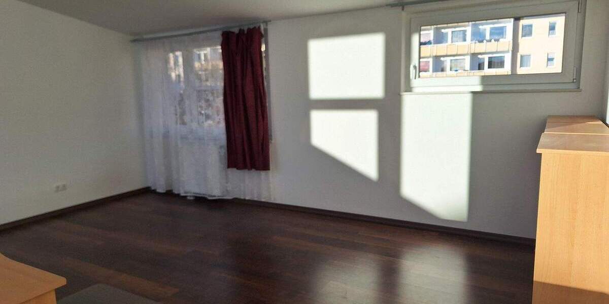 Reihenmittelhaus Greifswald Südstadt - 4 Zimmer, 140 m&sup2;, 1.600&euro; | Angebot:24276910