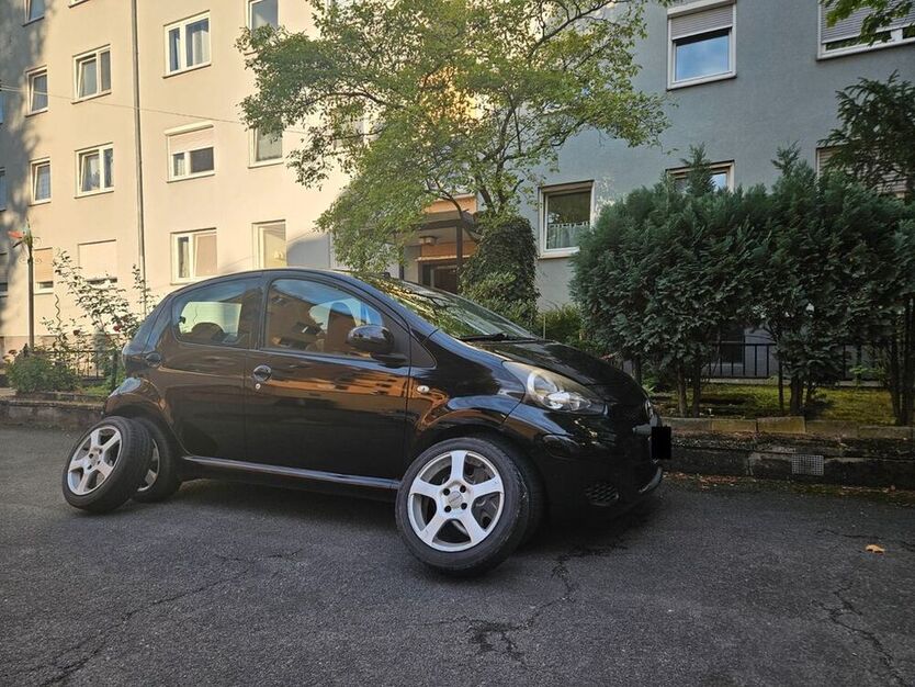 Aygo (X)