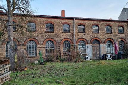 Haus Eberswalde - 8 Zimmer, 500 m&sup2;, 450.000&euro; | Angebot:26495732