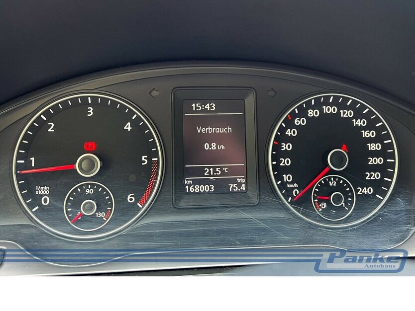 VW T5 Transporter Kombi 1. Hand 8 sitzer 169.000 km 14.990 € Berlin 13187