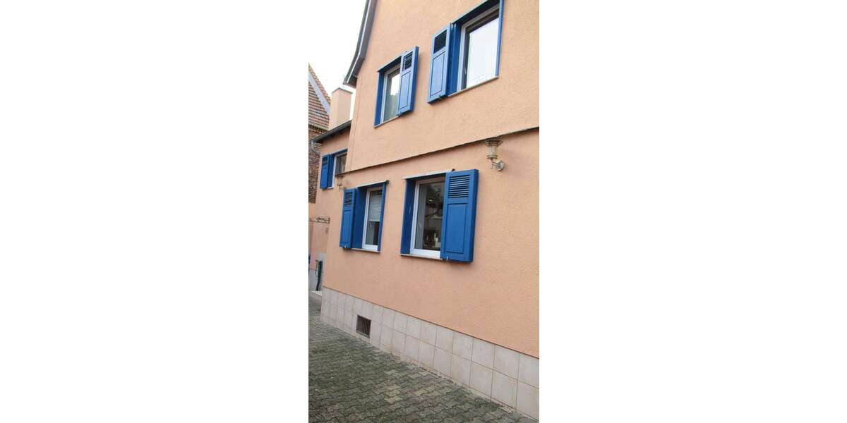 Einfamilienhaus Limburg - 6 Zimmer, 150 m&sup2;, 1.500&euro; | Angebot:25633447