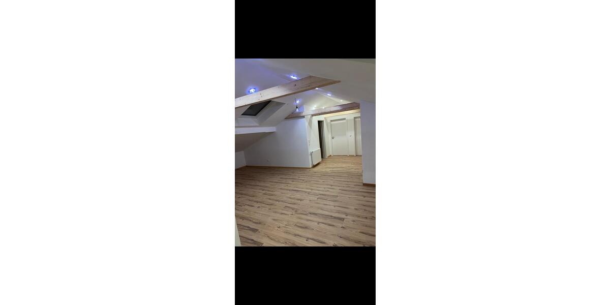 4 Zimmer Wohnung in Stadt Roding neue renoviert 4 zimmer