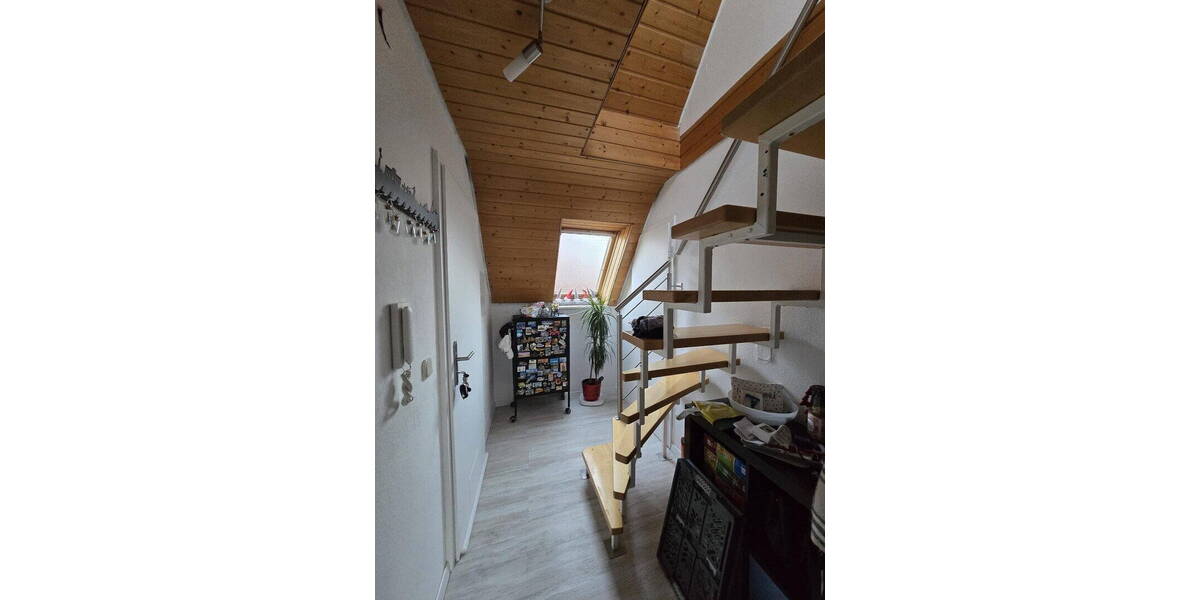 Reihenmittelhaus Renningen - 7 Zimmer, 155 m&sup2;, 620.000&euro; | Angebot:26090020