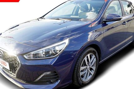 Hyundai i30 93.055 km 15.490 € Berlin 12683