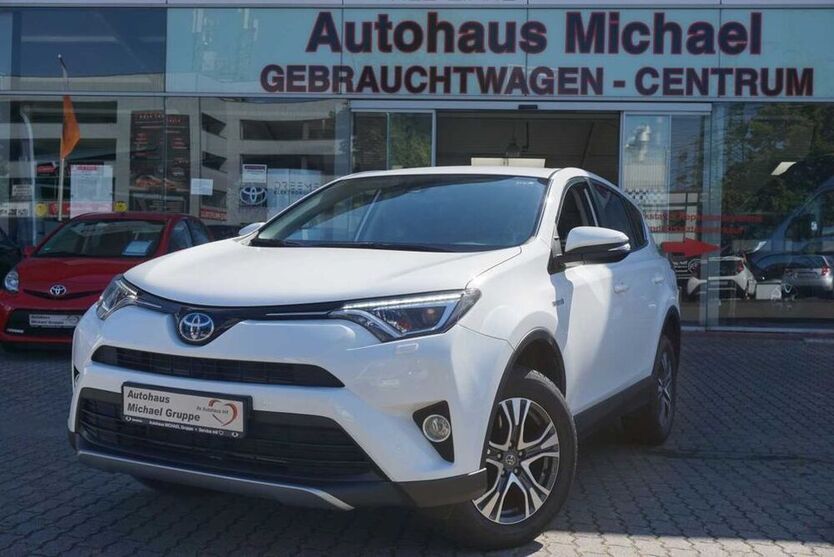 RAV 4